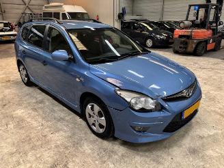 Schadeauto Hyundai I-30 1.4i I-drive Cool 2012/6