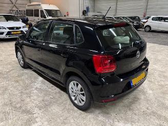 Schadeauto Volkswagen Polo 1.0 5-drs airco 2014/11