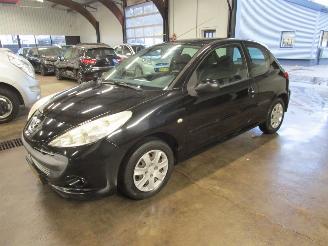 Damaged car Peugeot 206+ 1.4 XS 2009/7