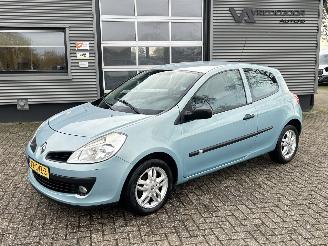 Unfallwagen Renault Clio 1.2 TCE Expression 2008/9