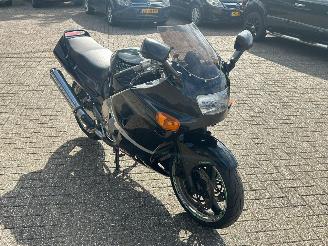 Kawasaki ZZ - R 600  picture 7