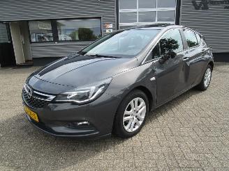 Vaurioauto  passenger cars Opel Astra 1.0 Edition 5drs 2016/2