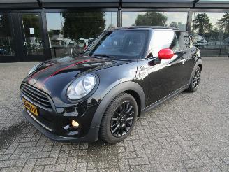 ojeté vozy osobní automobily Mini Cooper 1.5 Business 2015/6