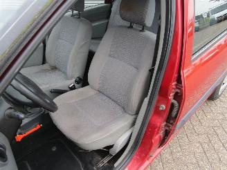 Dacia Logan MCV 1.6-16V Laureate picture 10