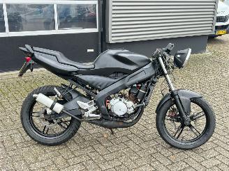 Yamaha  TZR 50 picture 2