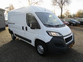 Peugeot Boxer 335 2.2 HDI L2H2 XR picture 7