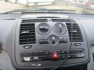 Mercedes Vito 109 CDI 320 lang picture 13