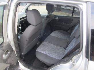 Ford Fusion 1.6-16V Futura picture 17