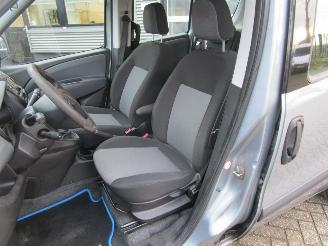 Fiat Doblo 2.0 Multijet Emotion picture 10