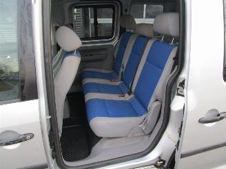 Volkswagen Caddy Life 1.6 picture 12