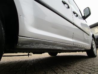 Volkswagen Caddy Life 1.6 picture 18