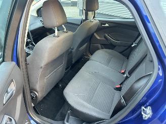 Ford Focus Wagon 1.0 Titanium picture 22