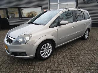 Damaged car Opel Zafira 1.8 Temptation 7pers. 2007/5