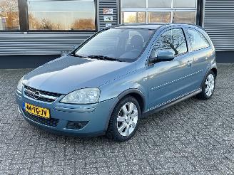 skadebil auto Opel Corsa 1.2 16V Silverline 2006/9