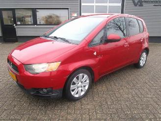 krockskadad bil auto Mitsubishi Colt 1.3 Edition Two 5drs 2010/3