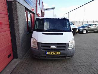 Ford Transit 300S 2.2 TDCI SHD 3 zits airco picture 4