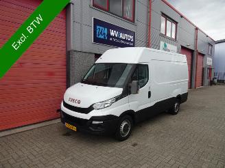 occasion commercial vehicles Iveco Daily 35S15V 2.3 352 H2 L 32zits airco 3500kg ahk 2015/12