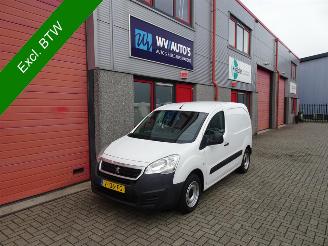 occasion commercial vehicles Peugeot Partner 120 1.6 HDi 75 L1 XR airco 3 zits 150053 km !!!!!!! 2017/3