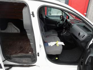 Peugeot Partner 120 1.6 HDi 75 L1 XR airco 3 zits 150053 km !!!!!!! picture 17