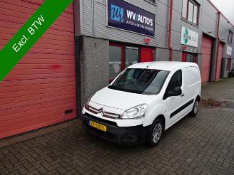 occasion commercial vehicles Citroën Berlingo 1.6 HDI 500 Comfort Economy airco 107863 km !! 2015/6