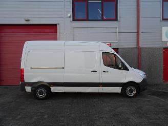 Mercedes Sprinter 314 2.2 CDI L2H2 3 zitter picture 6