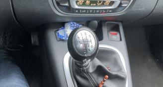 Renault Scenic  picture 9