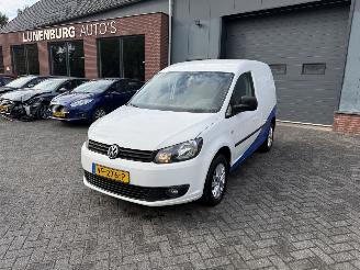 krockskadad bil bedrijf Volkswagen Caddy 1.6 TDI  Bedrijfsauto 4-dr. 2013/10