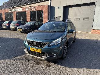 Schadeauto Peugeot 2008 1.2 PureTech Allure  SUV 5-dr. 2016/12