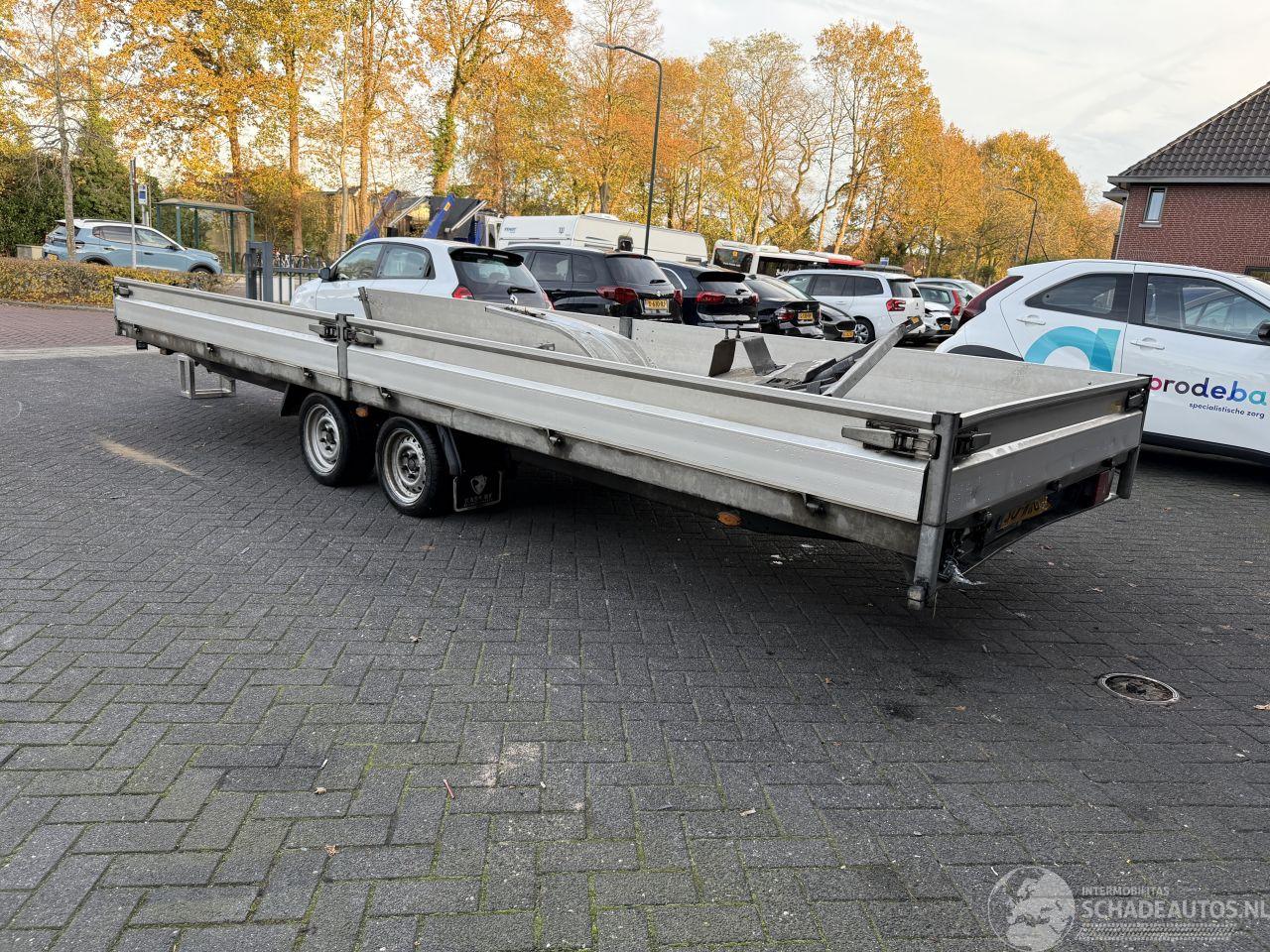 Hapert  AZURE 600 X 206 LAADVERMOGEN  2660 KG