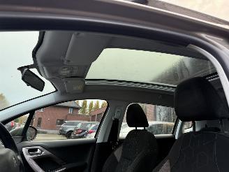 Peugeot 2008 1.6 VTi Active  PANORAMADAK SUV 5-dr. picture 15