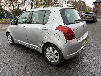 Suzuki Swift 1.3 GLS  AIRCO Hatchback 5-dr. picture 4