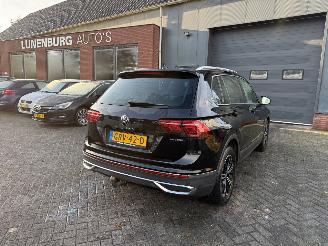 Schadeauto Volkswagen Tiguan 1.4 TSI eHybrid R-Line Business+ 2021/6