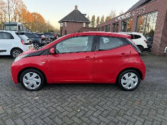 Toyota Aygo 1.0 VVT-i x-play (Hatchback 5-dr.) picture 2