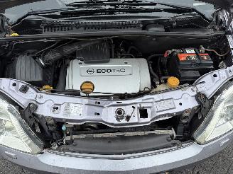 Opel Meriva 1.6-16V Cosmo (MPV 5-dr.) picture 17