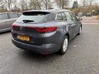 Renault Mégane 1.3 TCe 140 Equilibre picture 3