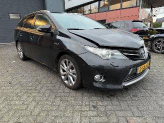 Toyota Auris 1.8 Hybrid Lease Pro picture 11
