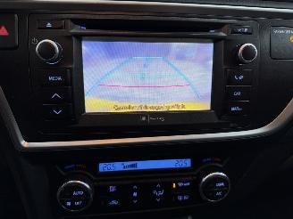 Toyota Auris 1.8 Hybrid Lease Pro picture 24