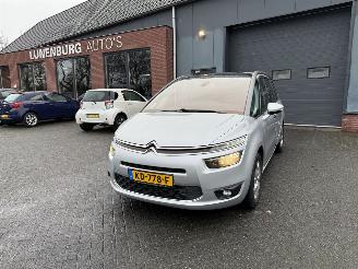 krockskadad bil auto Citroën C4-picasso 1.2 PureTech Tendance 7 PERSOONS 2015/5