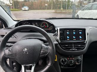 Peugeot 208 1.2 PureTech Active PANORAMADAK  (Hatchback 5-dr.) picture 23