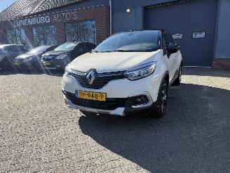 uszkodzony samochody osobowe Renault Captur 0.9 TCe Intens (SUV 5-dr.) 2017/8