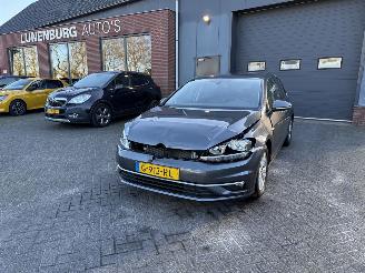 Unfallwagen Volkswagen Golf 1.5 TSI Comfortline  73000 KM ORGINEEL NL (Hatchback 5-dr.) 2019/11