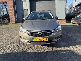 Opel Astra 1.4 Business+ picture 10