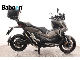 Schade motor Honda  X-ADV 2021/8