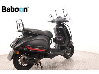 Vespa  Sprint 25KM picture 8