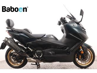 krockskadad bil motor Yamaha  T-MAX 560 Tech Max ABS 2022/1