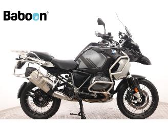 skadebil motor BMW R 1250 GS Adventure Triple Black 2023/4