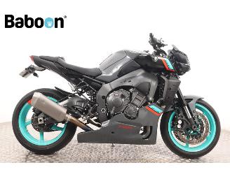 krockskadad bil motor Yamaha MT-10 ABS 2022/11