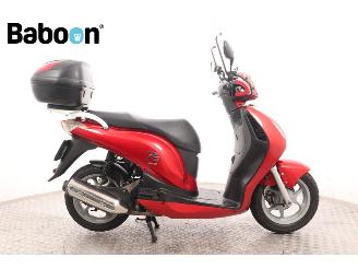 krockskadad bil motor Honda  PES 150 2010/3