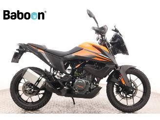 krockskadad bil motor KTM  390 Adventure 2021/5