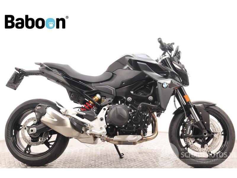 BMW F 900 R Triple Black